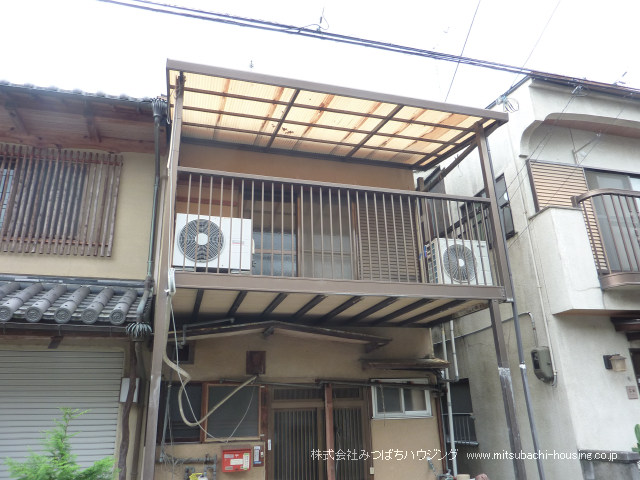 松尾大社駅 徒歩17分 構造:木造土地面積:35.63平米 ( 10.77坪 ) 建物面積:33.69平米 ( 10.19坪 )