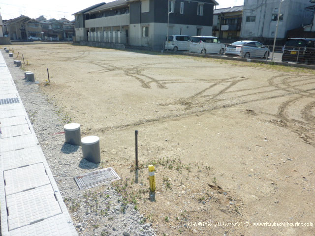 有栖川駅 徒歩13分 構造:木造土地面積:79.04平米 ( 23.9坪 ) 建物面積:84.04平米 ( 25.42坪 )