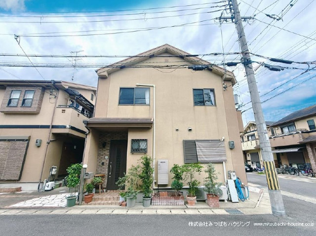 有栖川駅 徒歩14分 構造:木造土地面積:63.19平米 ( 19.11坪 ) 建物面積:78.43平米 ( 23.72坪 )