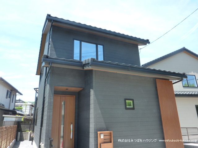 嵯峨嵐山駅 徒歩11分 構造:木造土地面積:151.48平米 ( 45.82坪 ) 建物面積:73.7平米 ( 22.29坪 )