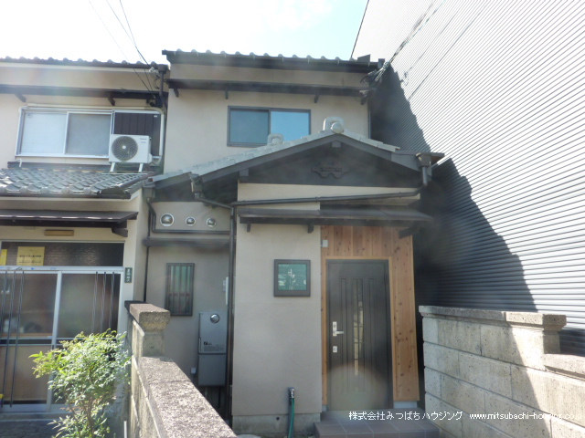 太秦天神川 徒歩12分 構造:木造瓦葺土地面積:73.52平米 ( 22.23坪 ) 建物面積:59.94平米 ( 18.13坪 )